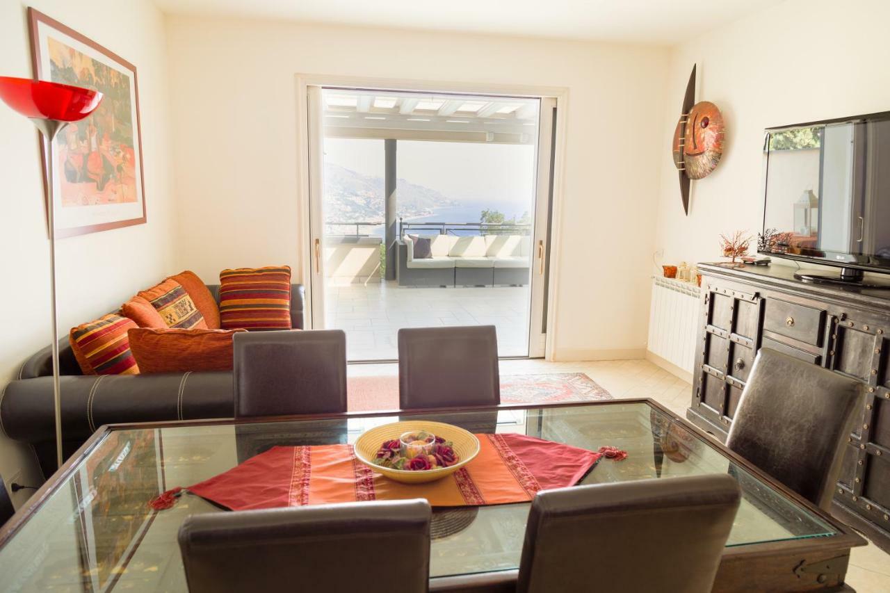 Ninfa Apartment - Taormina Holidays Exterior photo